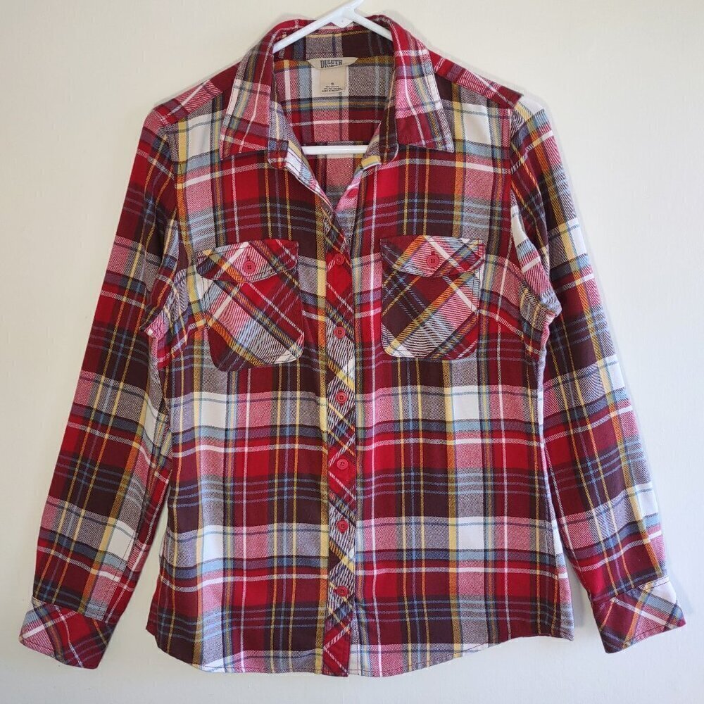 Duluth Free Swingin Flannel Shirt Small Plaid Cabincore Outdoor Ranch Rustic Red